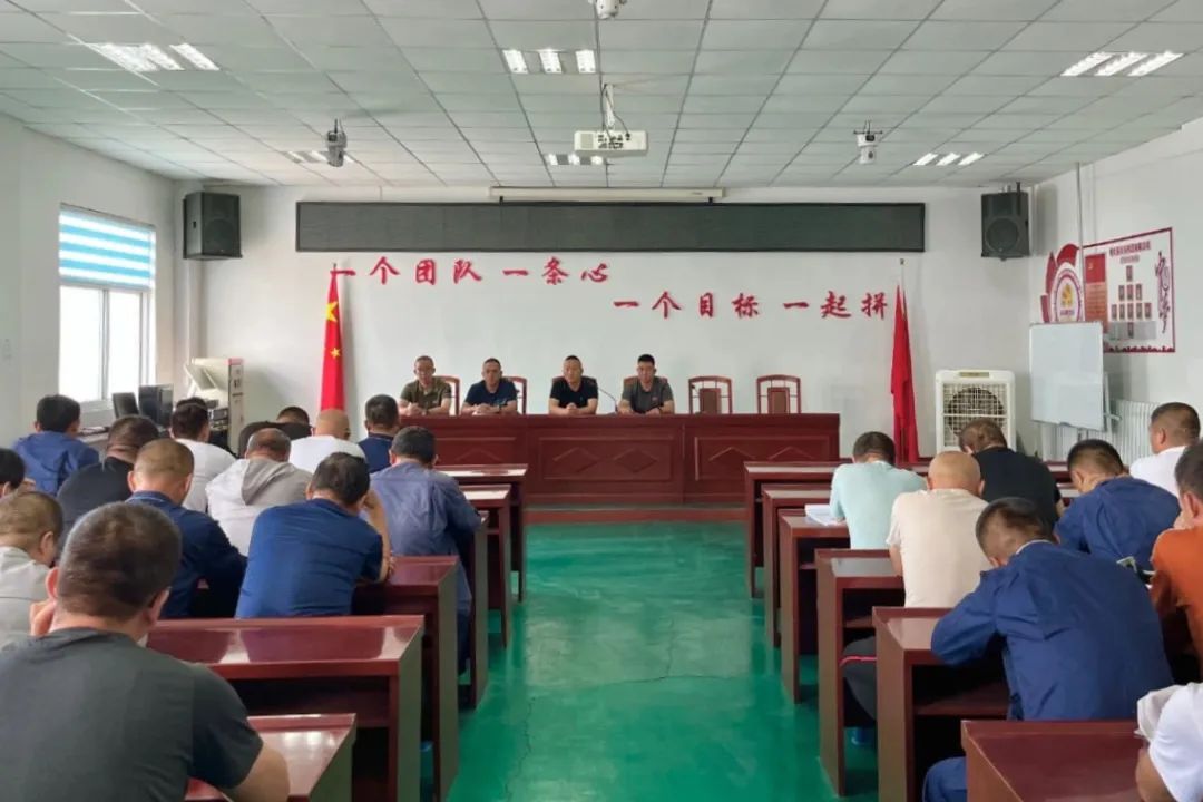 子公司远安物流组织库房装卸人员开展安全培训教育