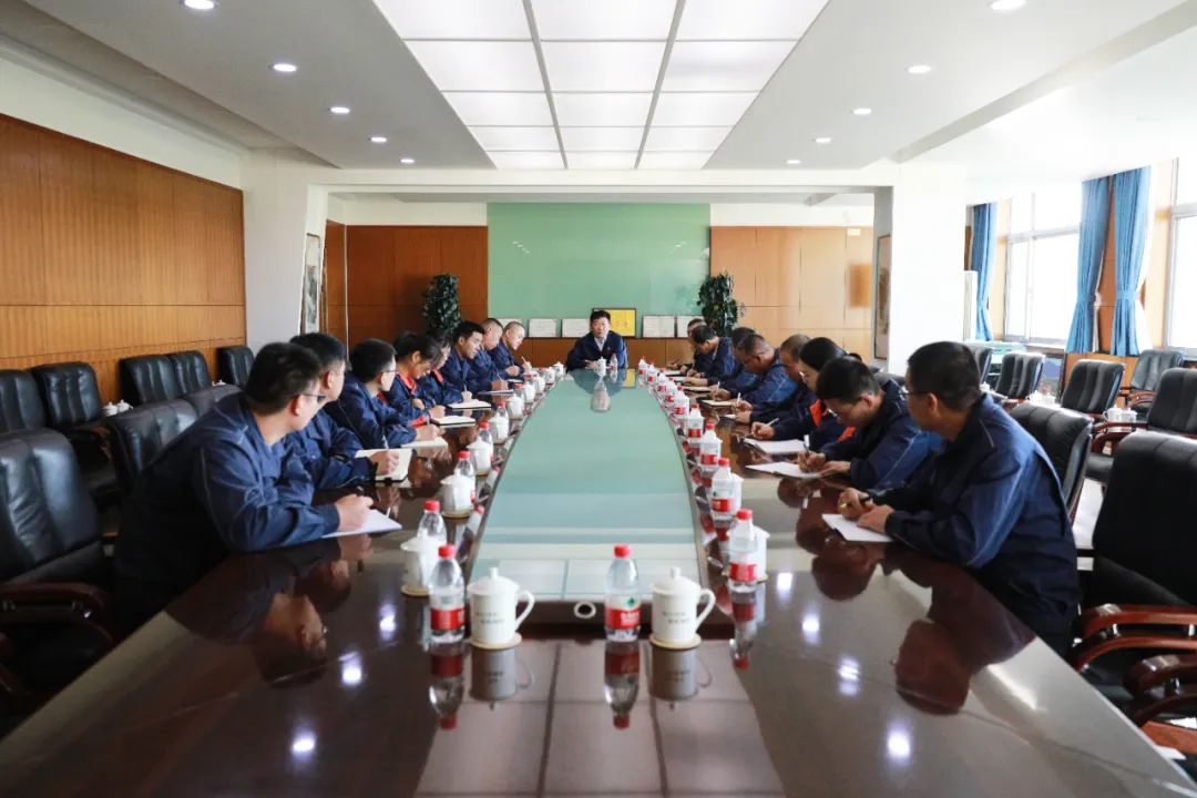 ​杨柳青与安环部人员交流座谈